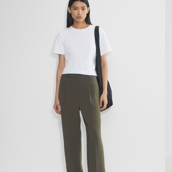 Aritzia Effortless Pants - Dark Olive sz 4 - Picture 1 of 2